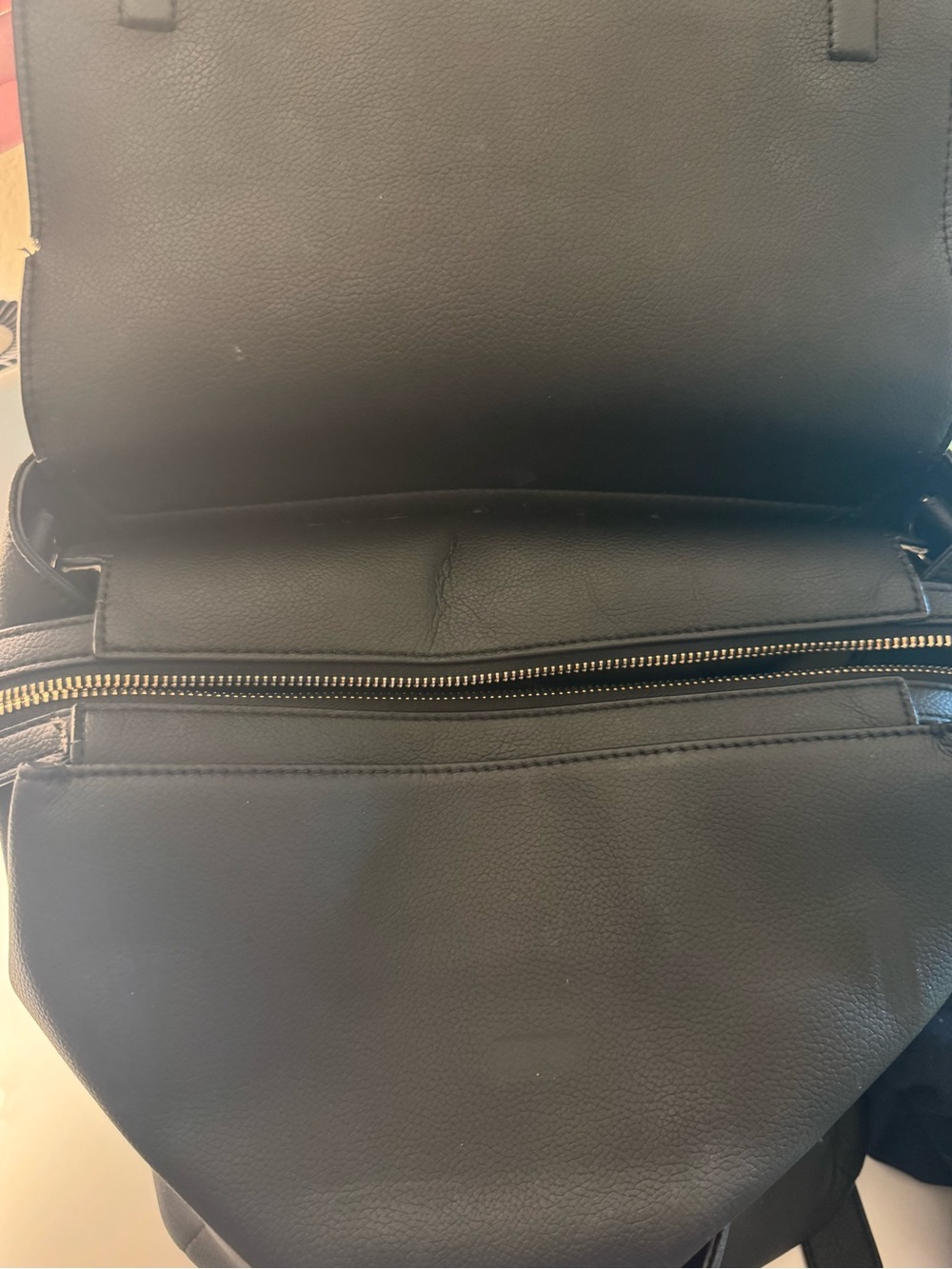 Mina Baie Black Leather Backpack - Modern Everyday Carry - Picture 3 of 7